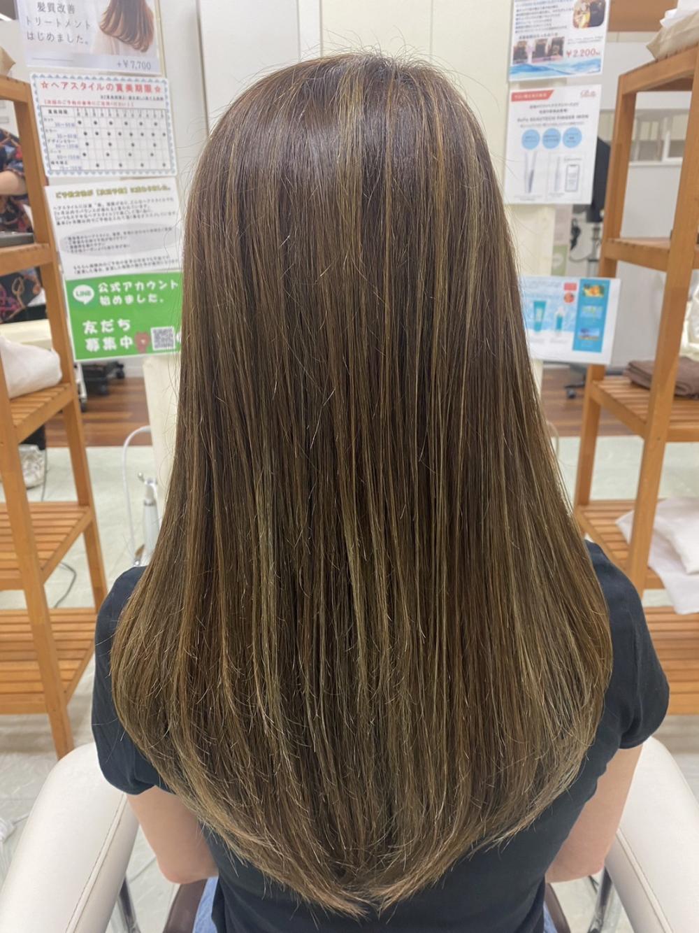 ベージュ系ハイライト/ロングヘアー