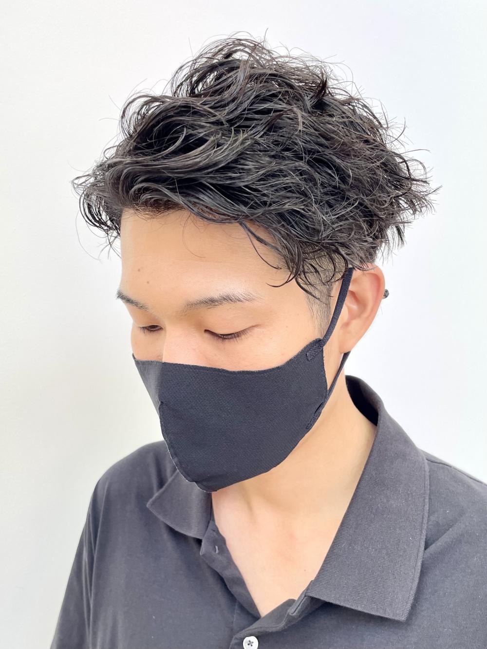 ショートヘアでも動きが抜群！波巻きツイストスパイラルパーマ