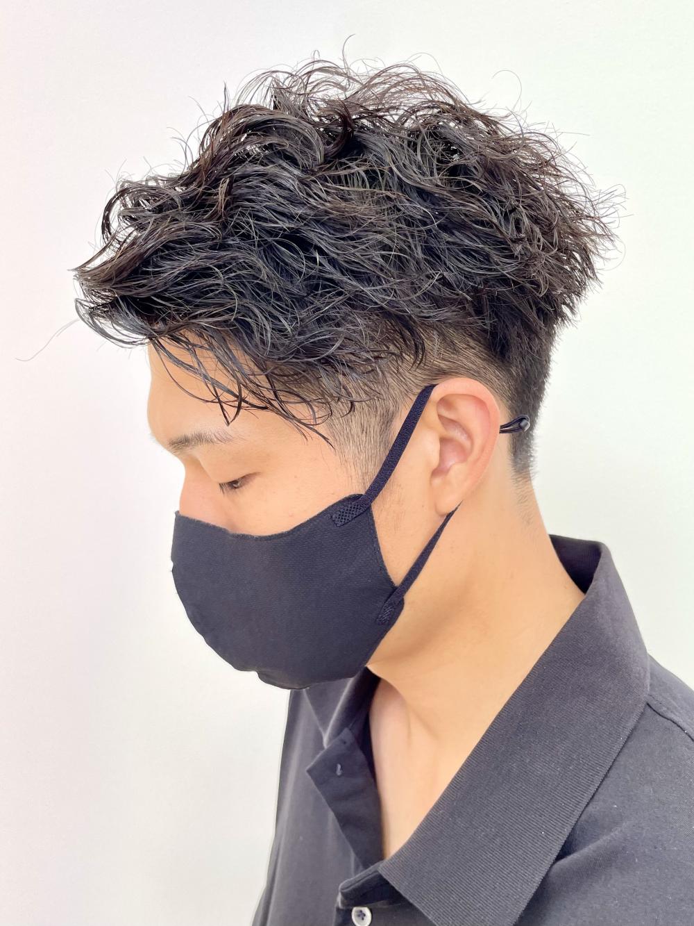 ショートヘアでも動きが抜群！波巻きツイストスパイラルパーマ｜サブ写真②