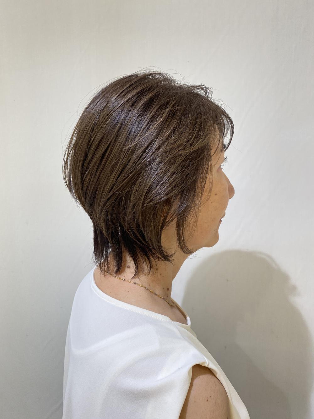 襟足長めショート