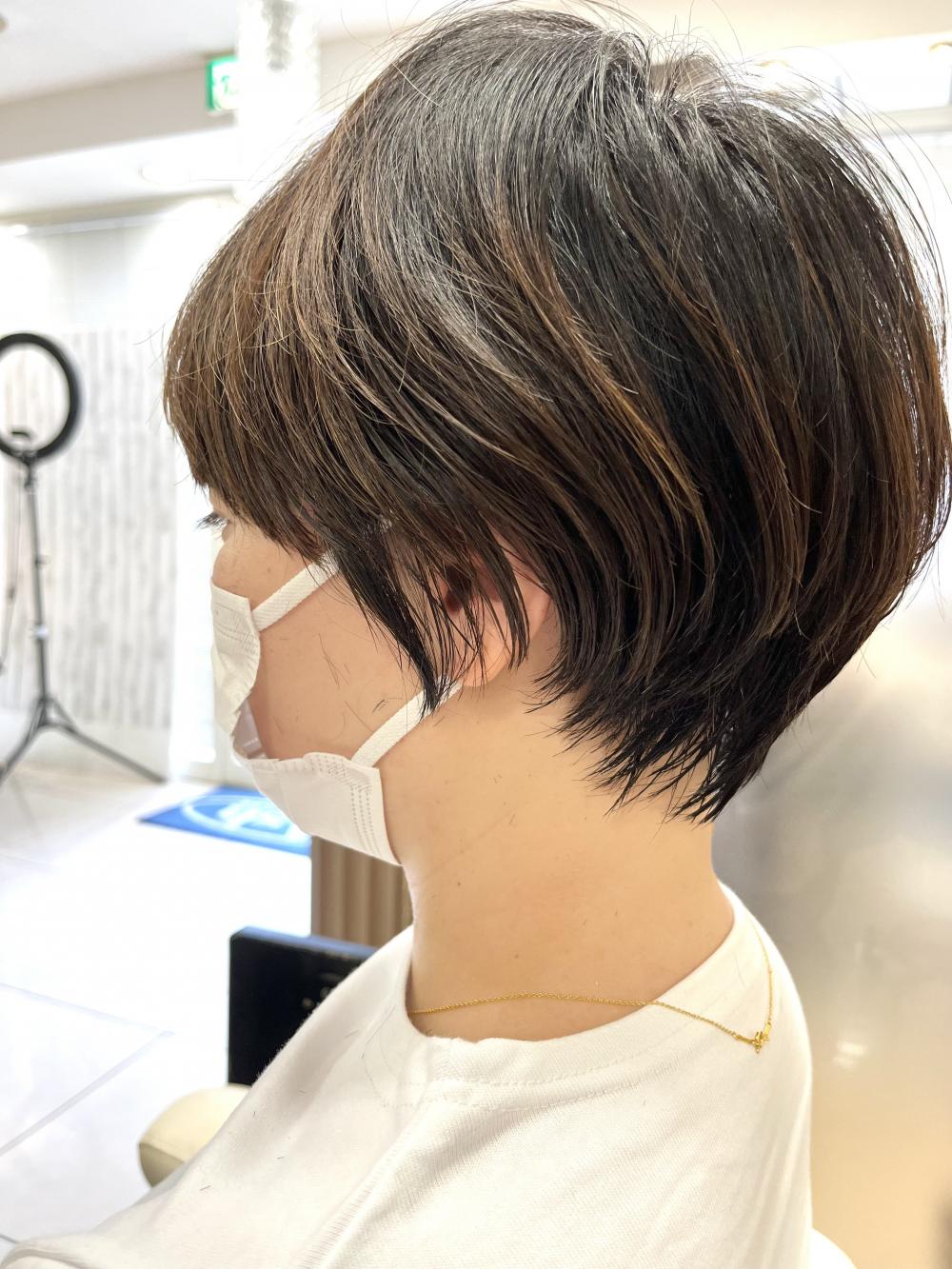 ベリーショートまで行かないけどしっかりと短く