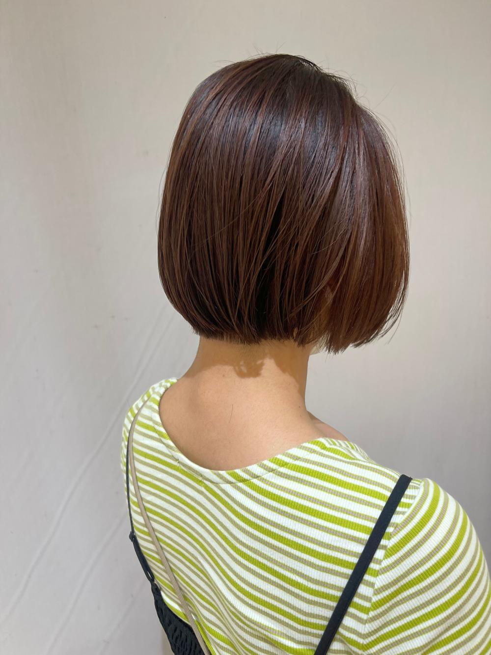 切りっぱなしボブ✖️モカベージュ