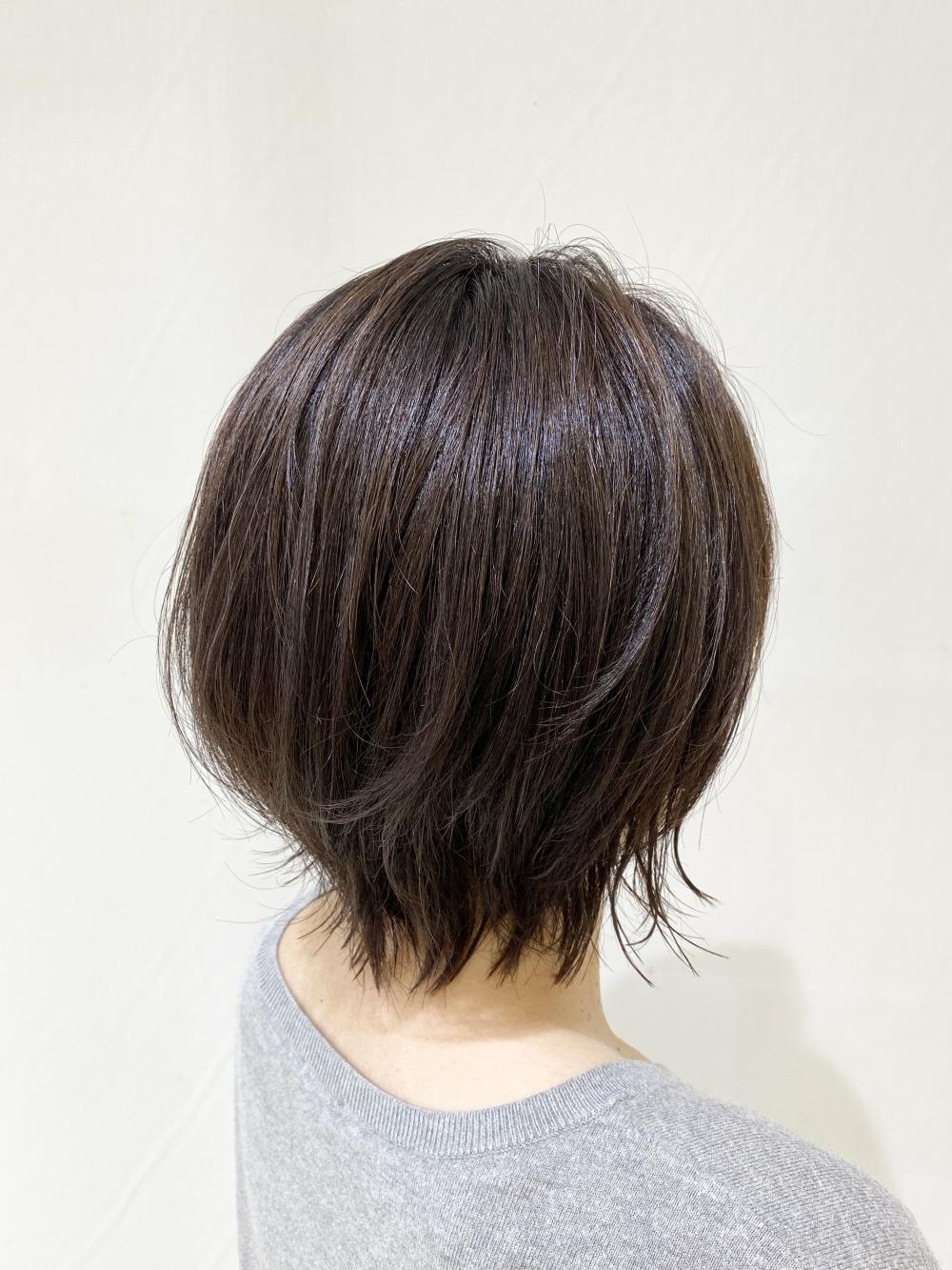 外ハネショート