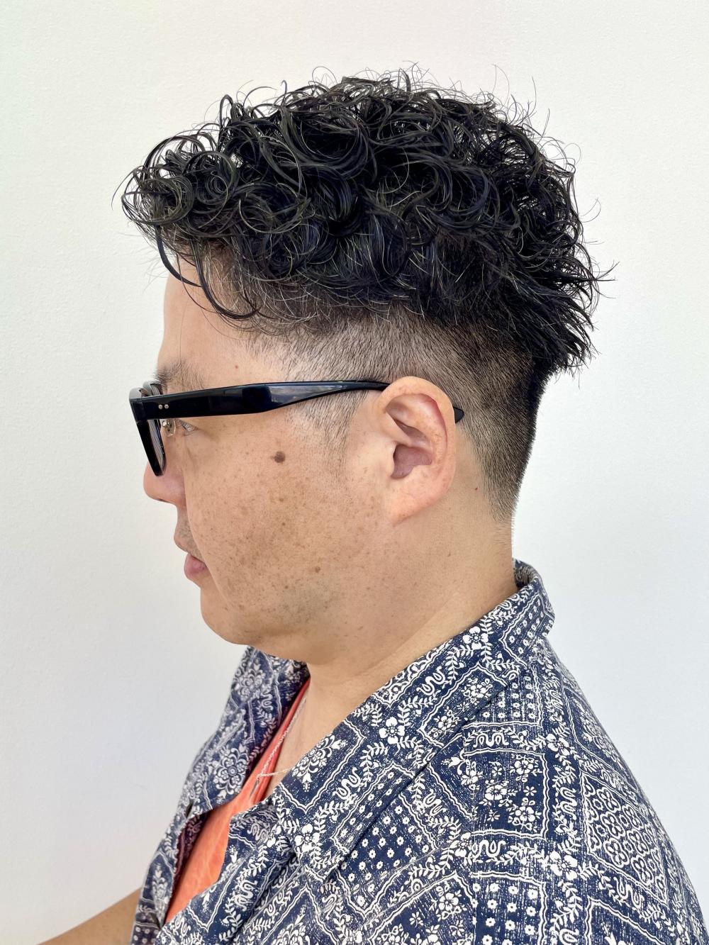 大人ワイルドショートパーマ