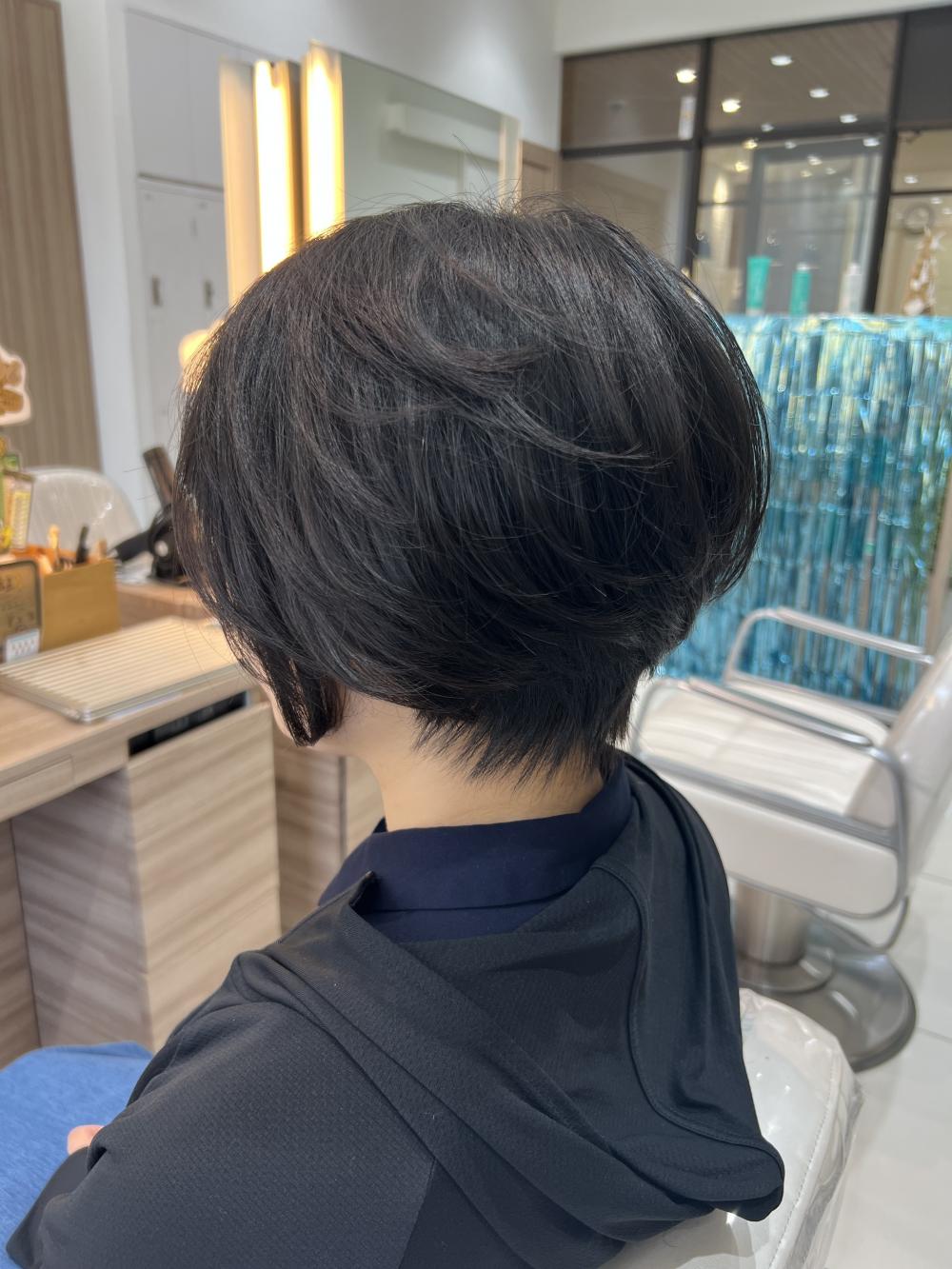 大人かわいい　20代30代40代　丸み小顔ショート◎【篠崎】