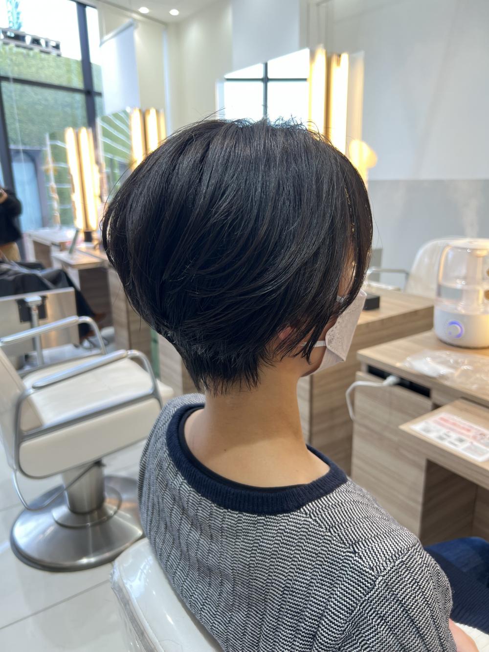 大人かわいい　20代30代40代　丸み小顔ショート◎【篠崎】