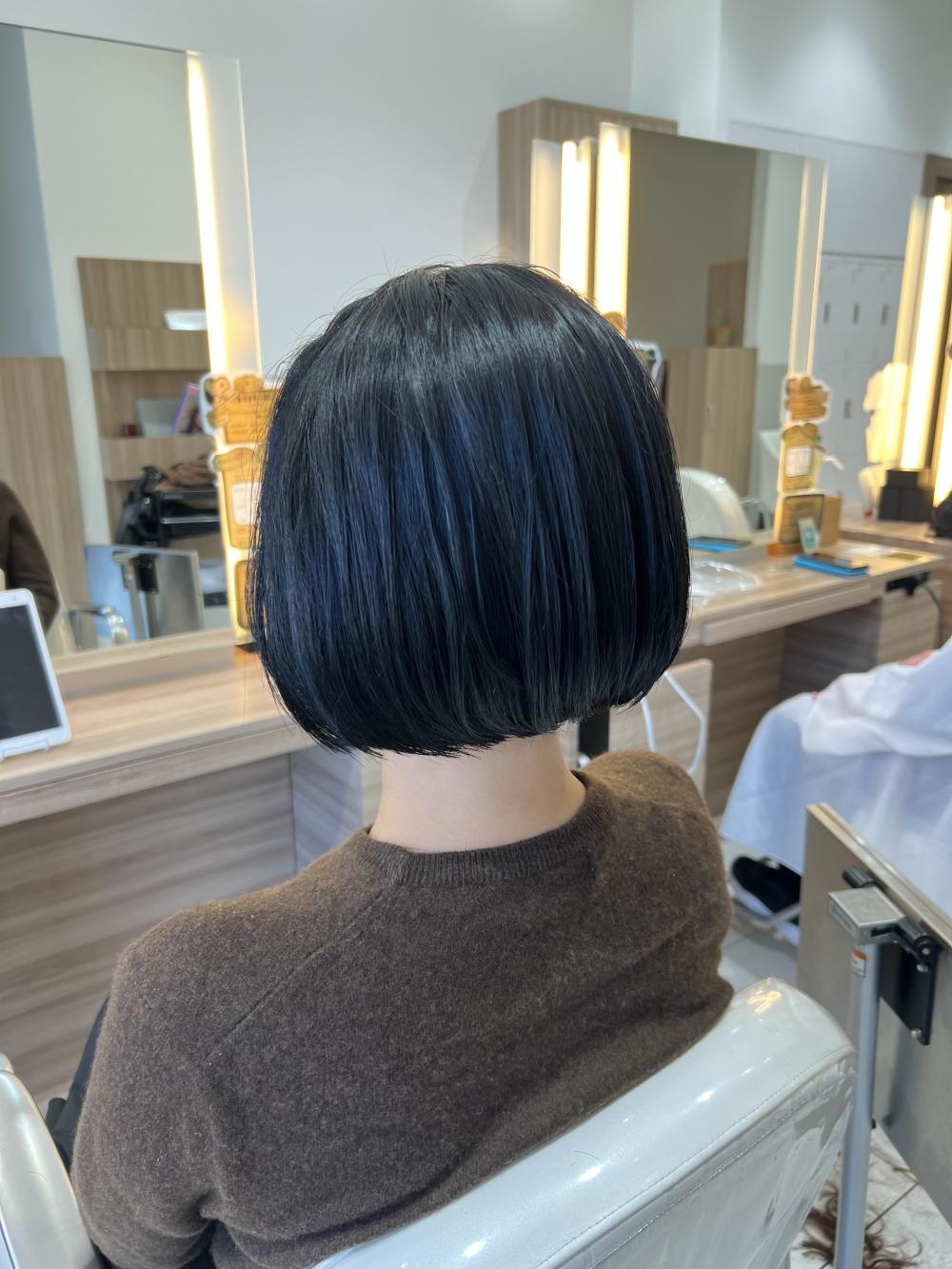 大人可愛い小顔前下がりボブ×ナチュラルボブ×ミニボブ20代30代　【篠崎】