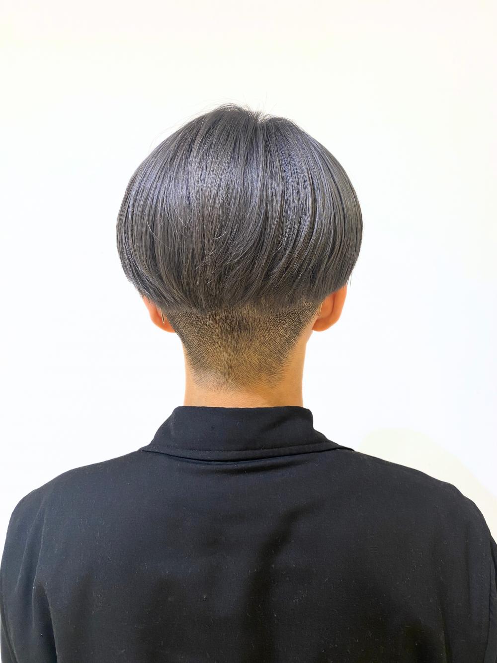 ツーブロマッシュシルバーカラー｜サブ写真②