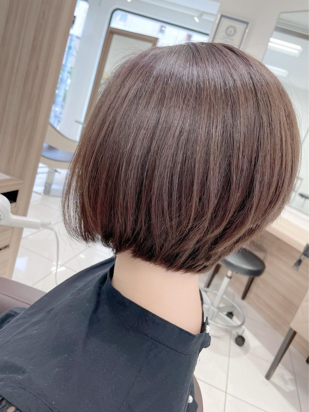 ★アッシュブラウンのまるみショートボブ｜サブ写真③