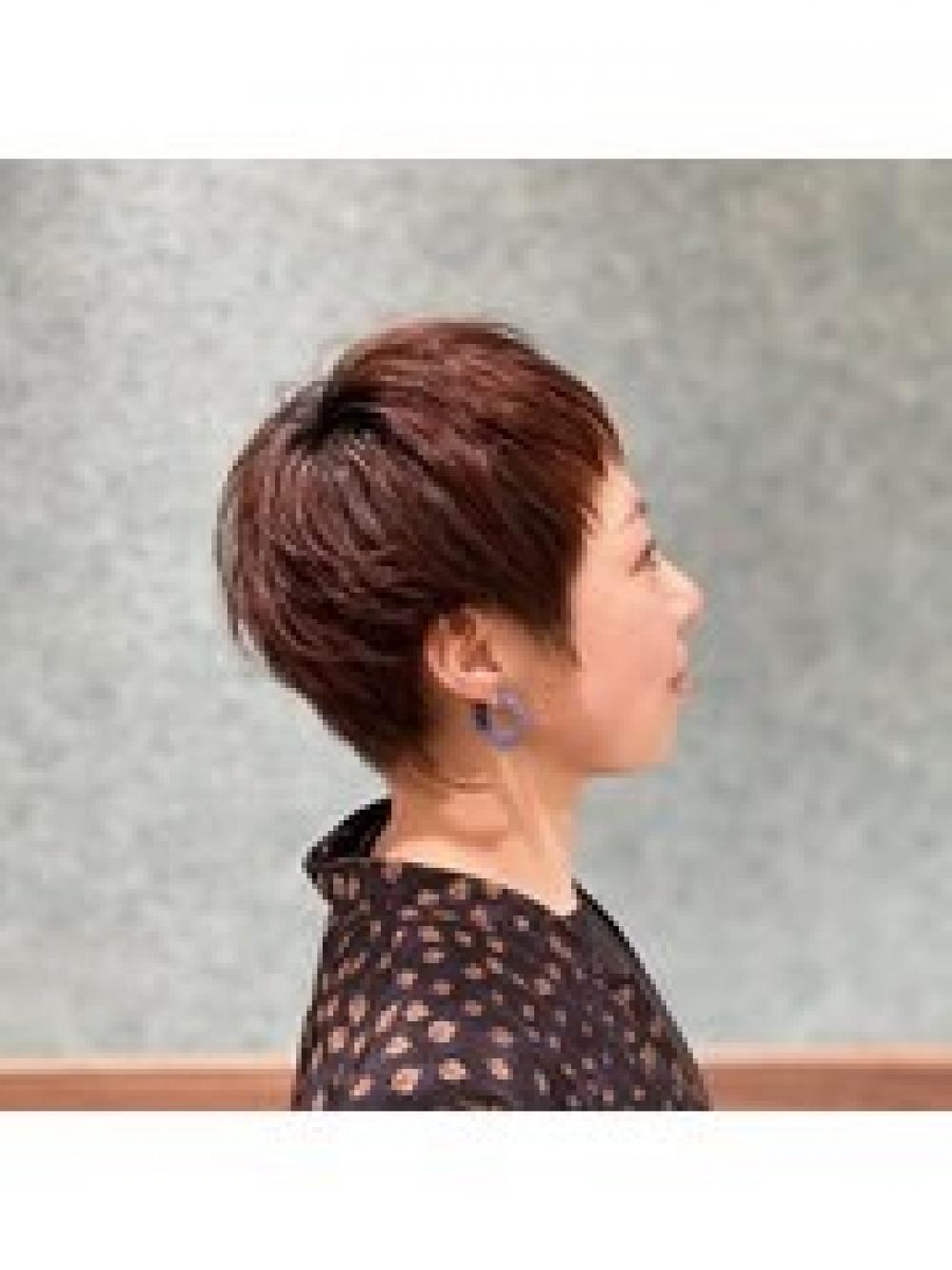 派手すぎない、オシャレなショートヘア♪