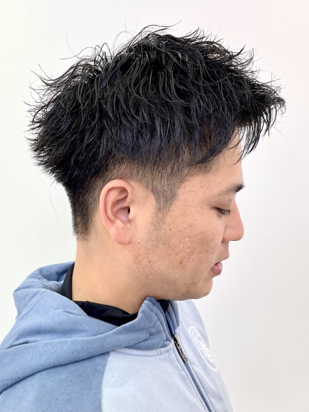 セットが簡単でカッコいい波巻きパーマ