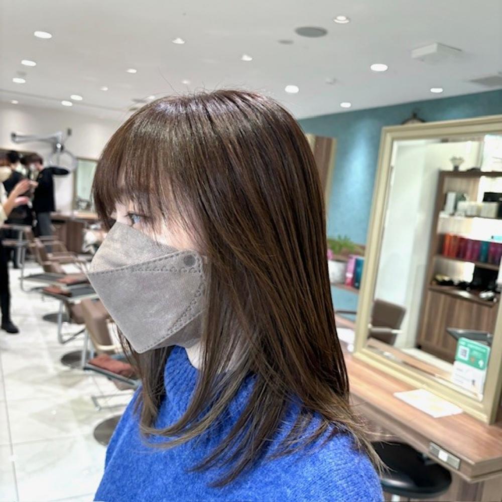 オリーブブラウン