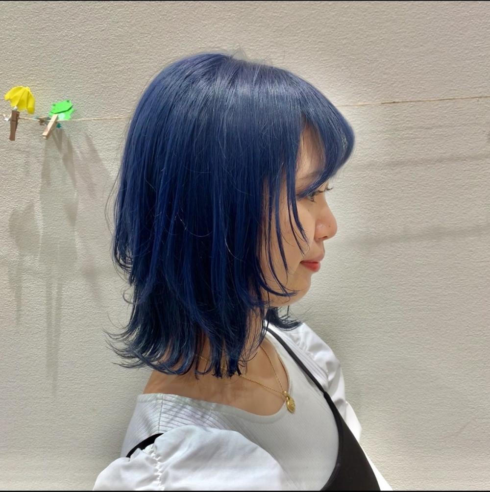ブルー×ウルフカット