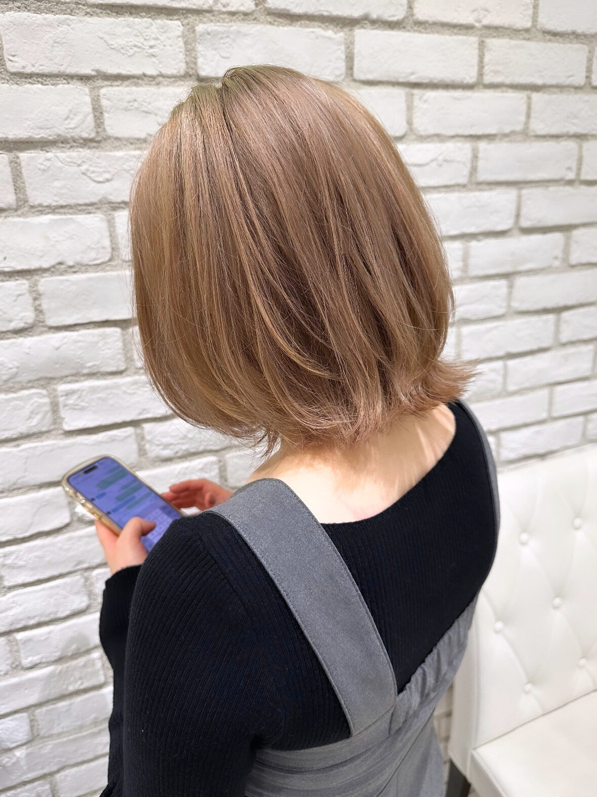ミルクティーベージュ