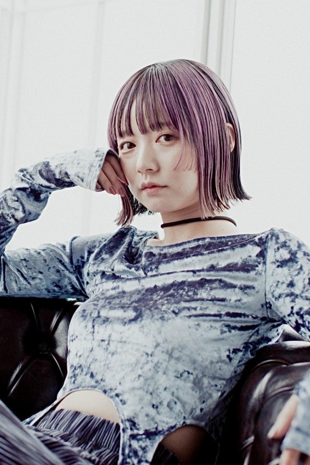 アンブレラカラー×切りっぱなしボブ｜メイン写真