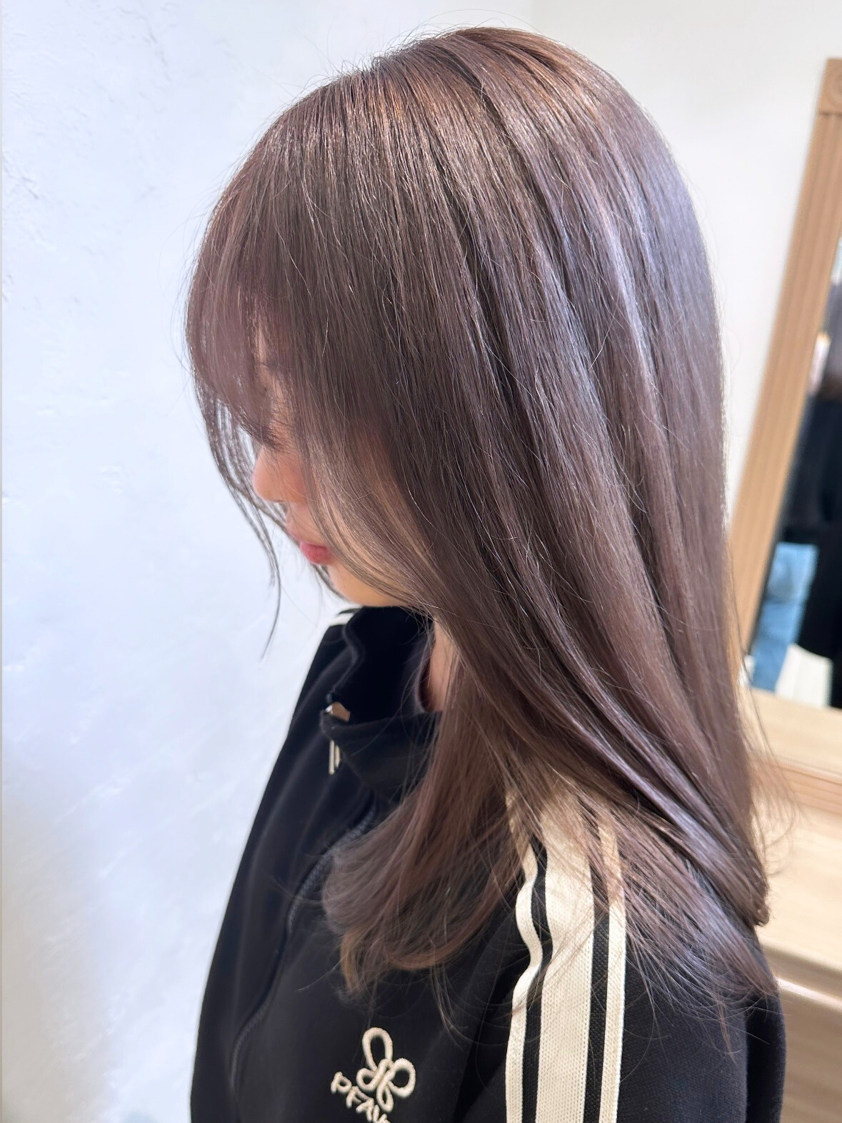 ミルクティーグレージュ