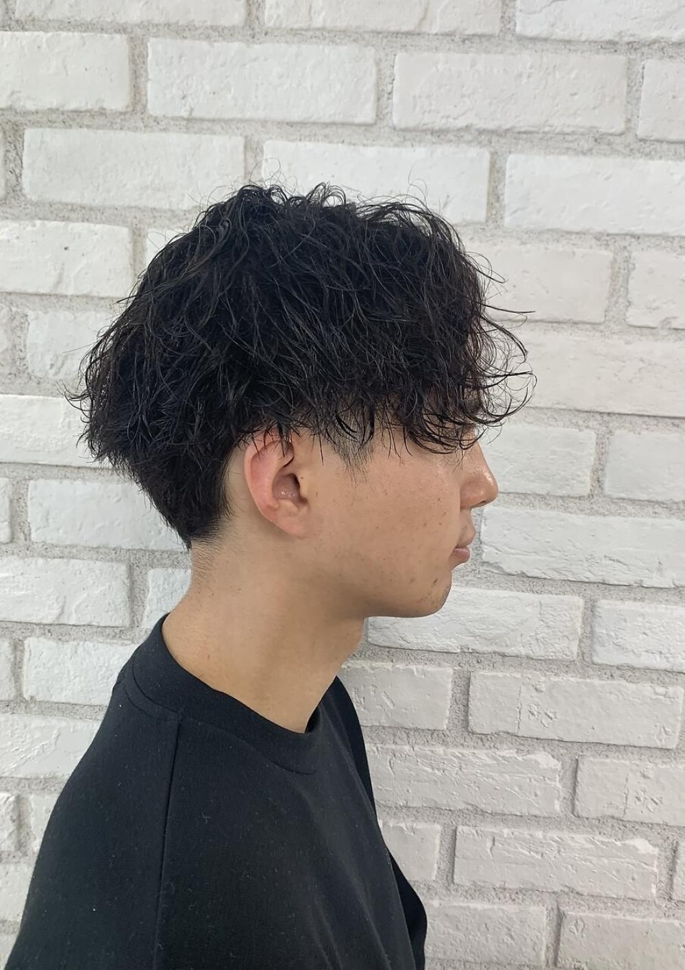 センターパート×ツイストスパイラル