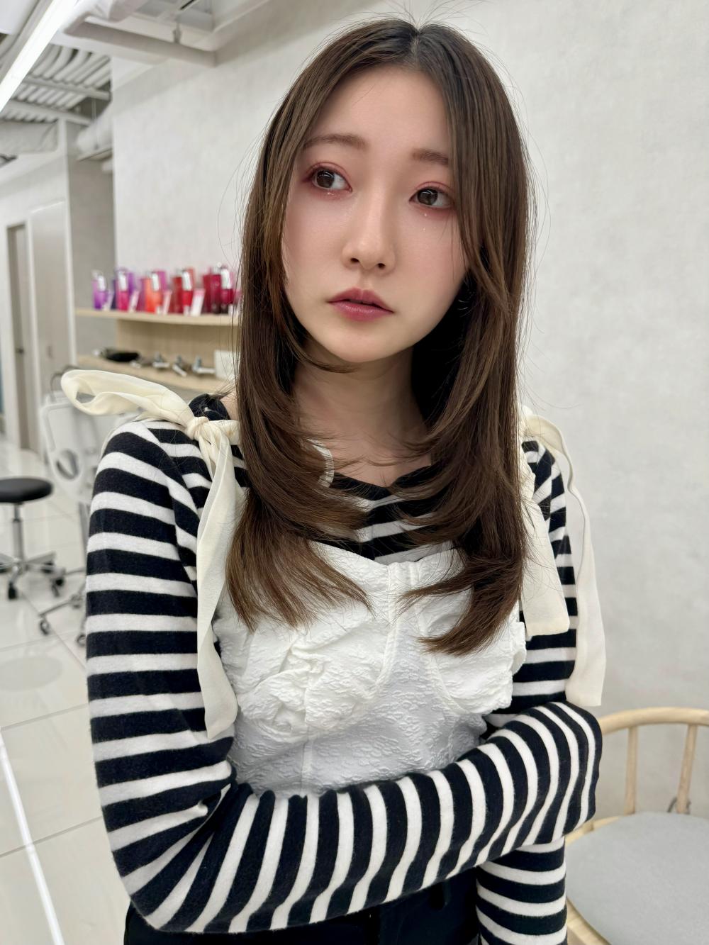 ザクザクレイヤーカット韓国ヘアレイヤーロングヘルシースタイル｜サブ写真③