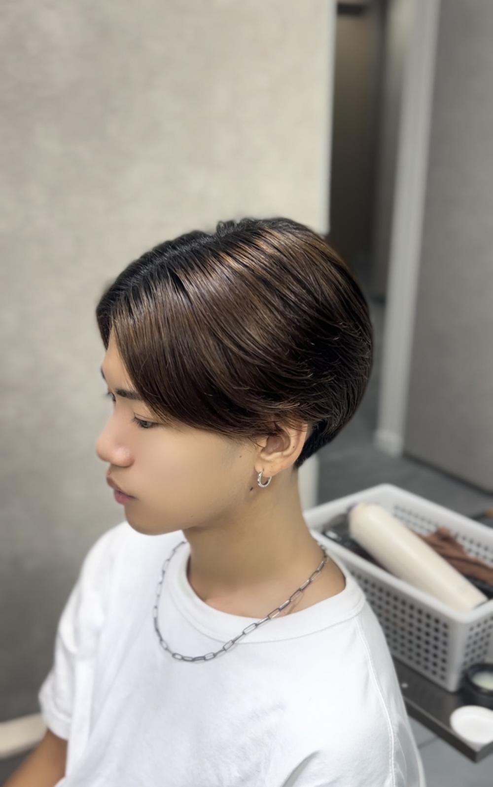 横浜”毛流れニュアンスセンターパート