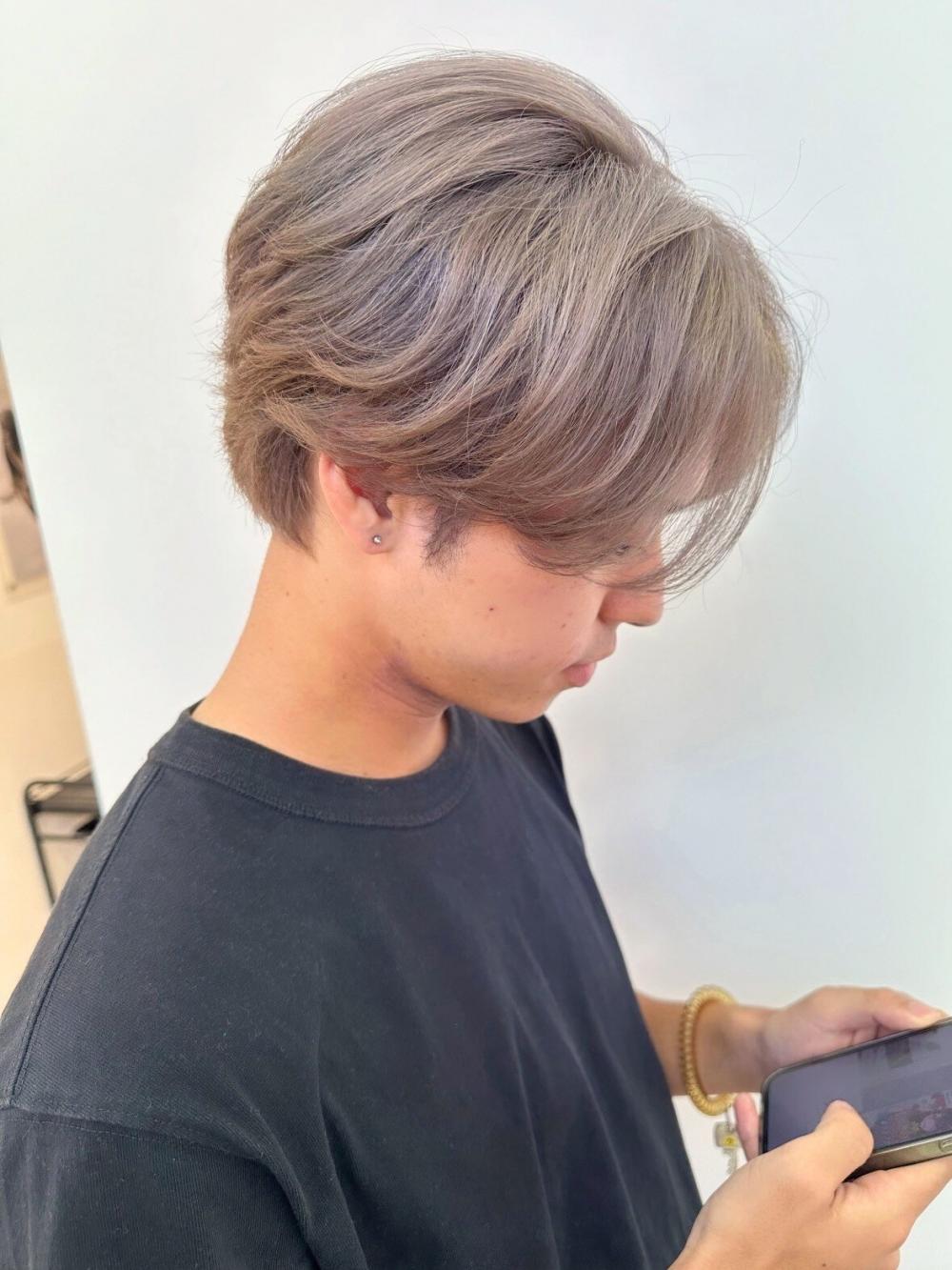 ミルクティーベージュ