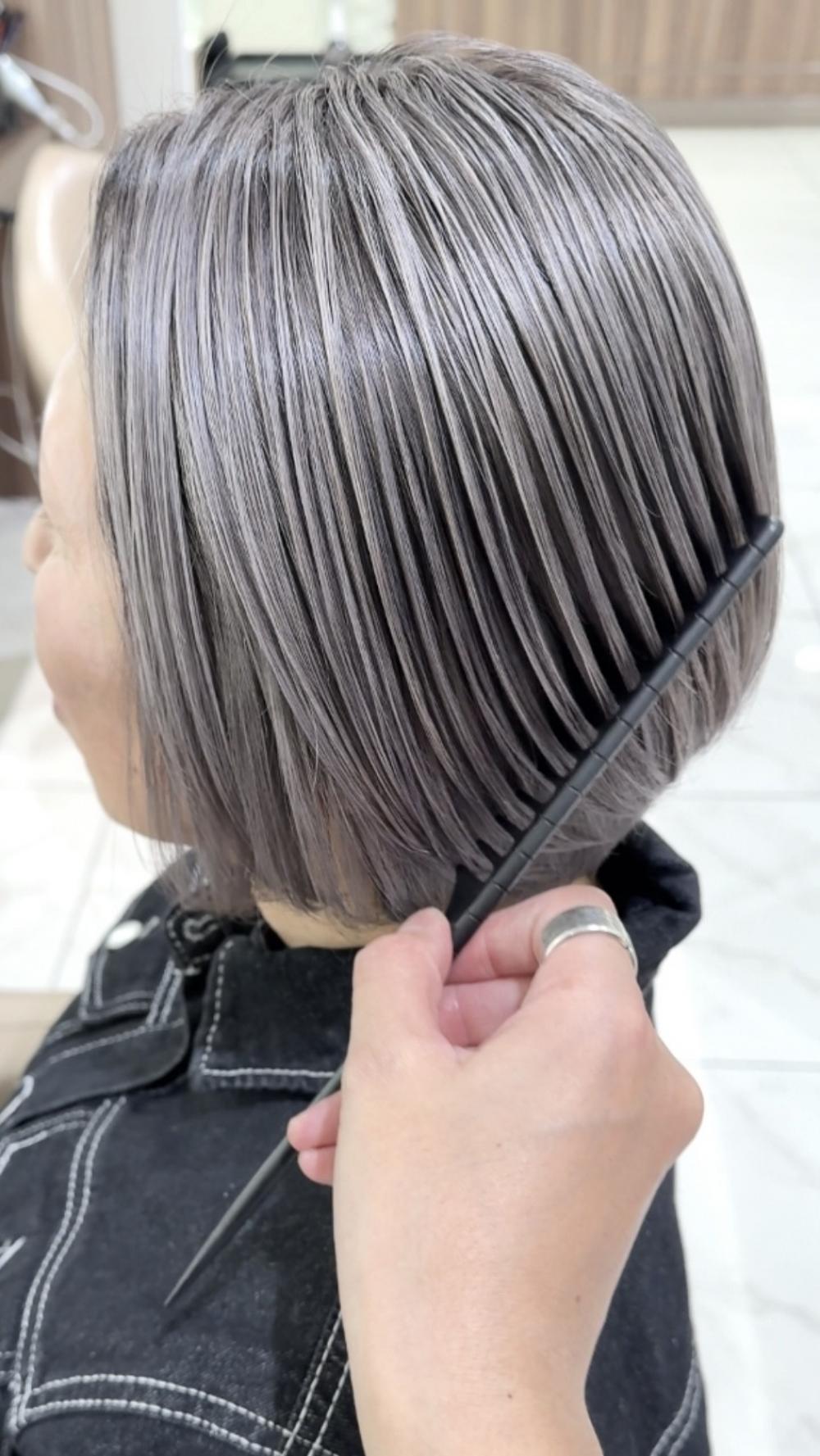 シルバーグレーバレイヤージュ