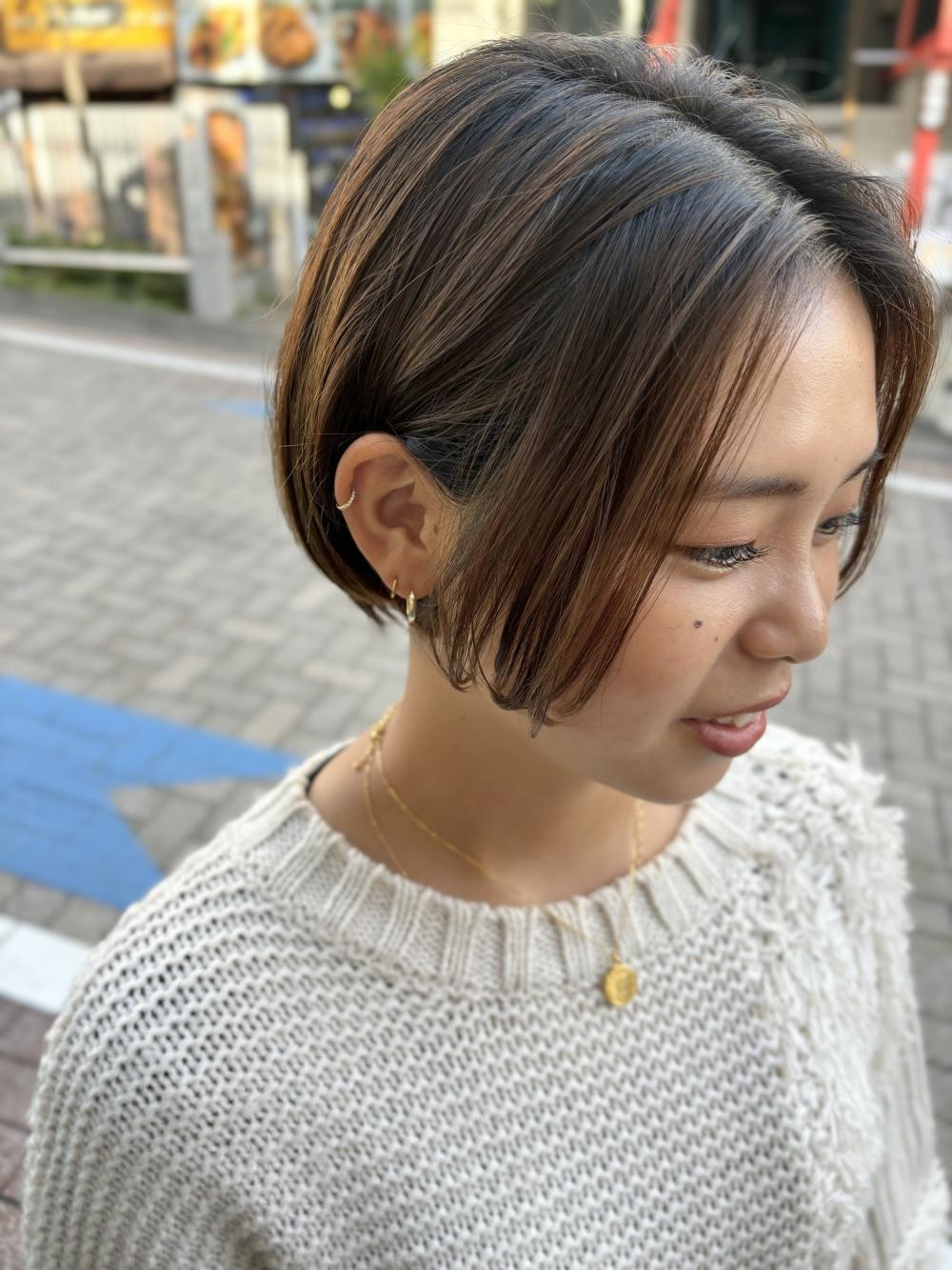 前髪無し丸みショートボブ