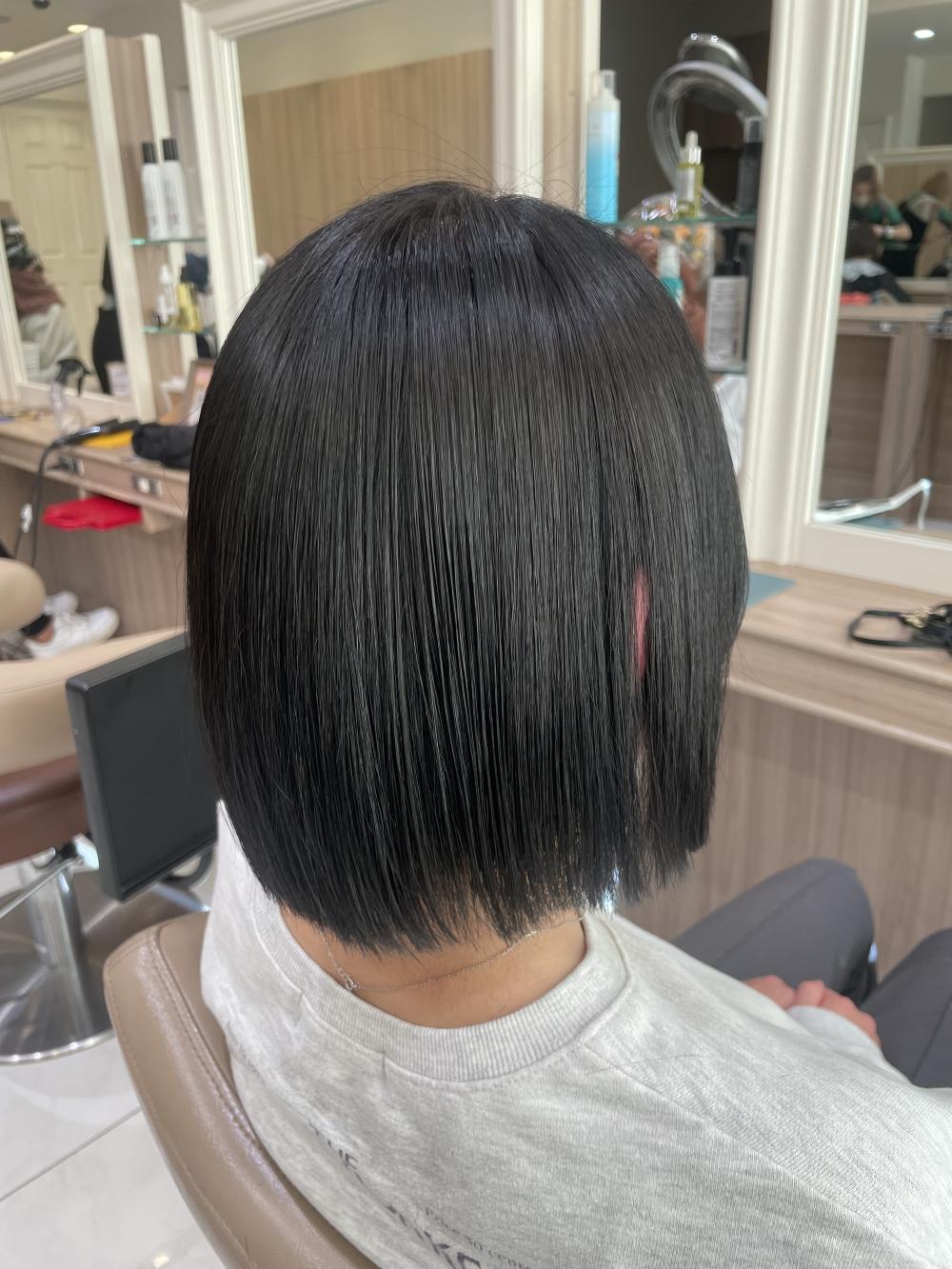 コリアンブラックカラーでつやつやヘイリーボブ☆