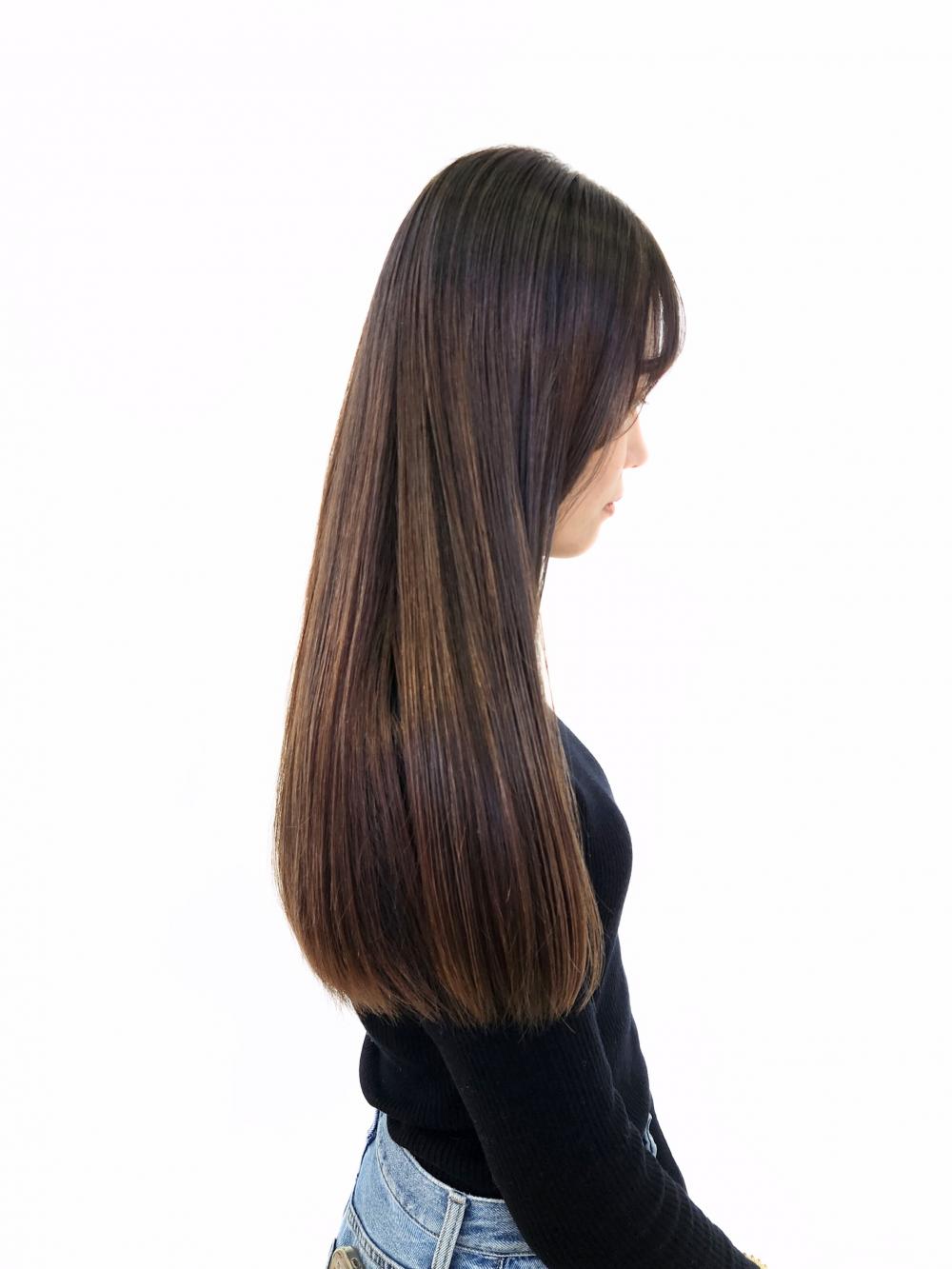 ロングヘアを活かした!ツヤツヤグレージュ｜サブ写真③