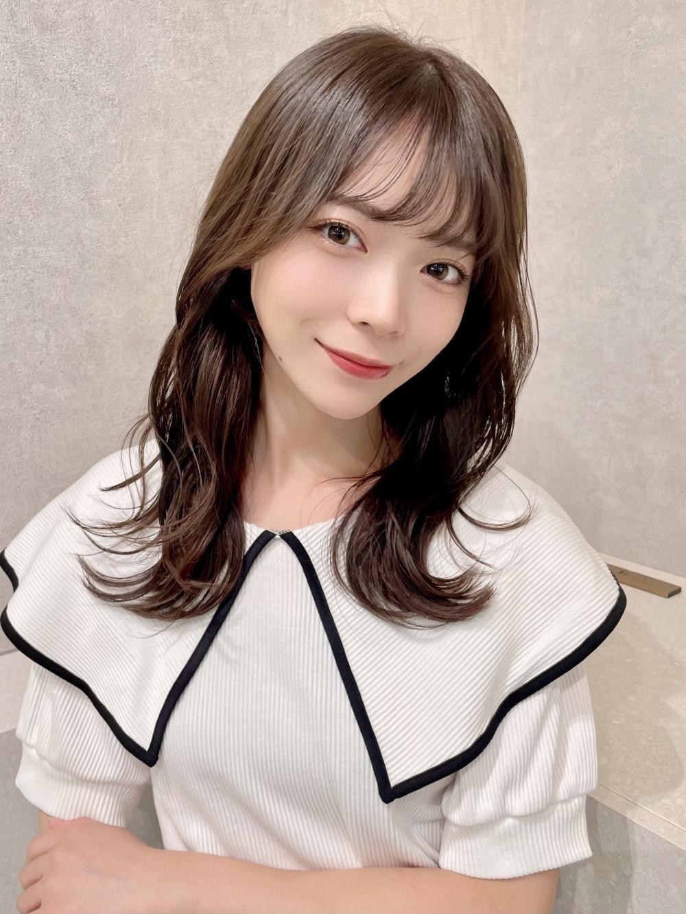 くびれ　韓国レイヤー　顔周りレイヤー　髪質改善