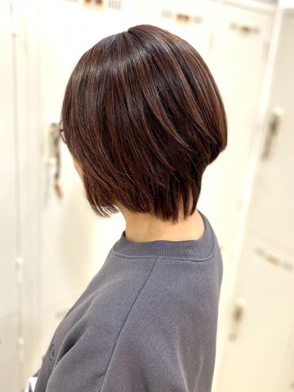 大人ショートボブ｜サブ写真②