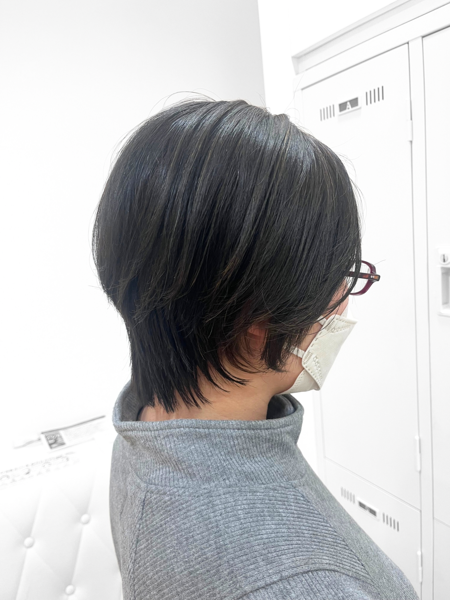 白髪ぼかしハイライト　イルミナマリーン