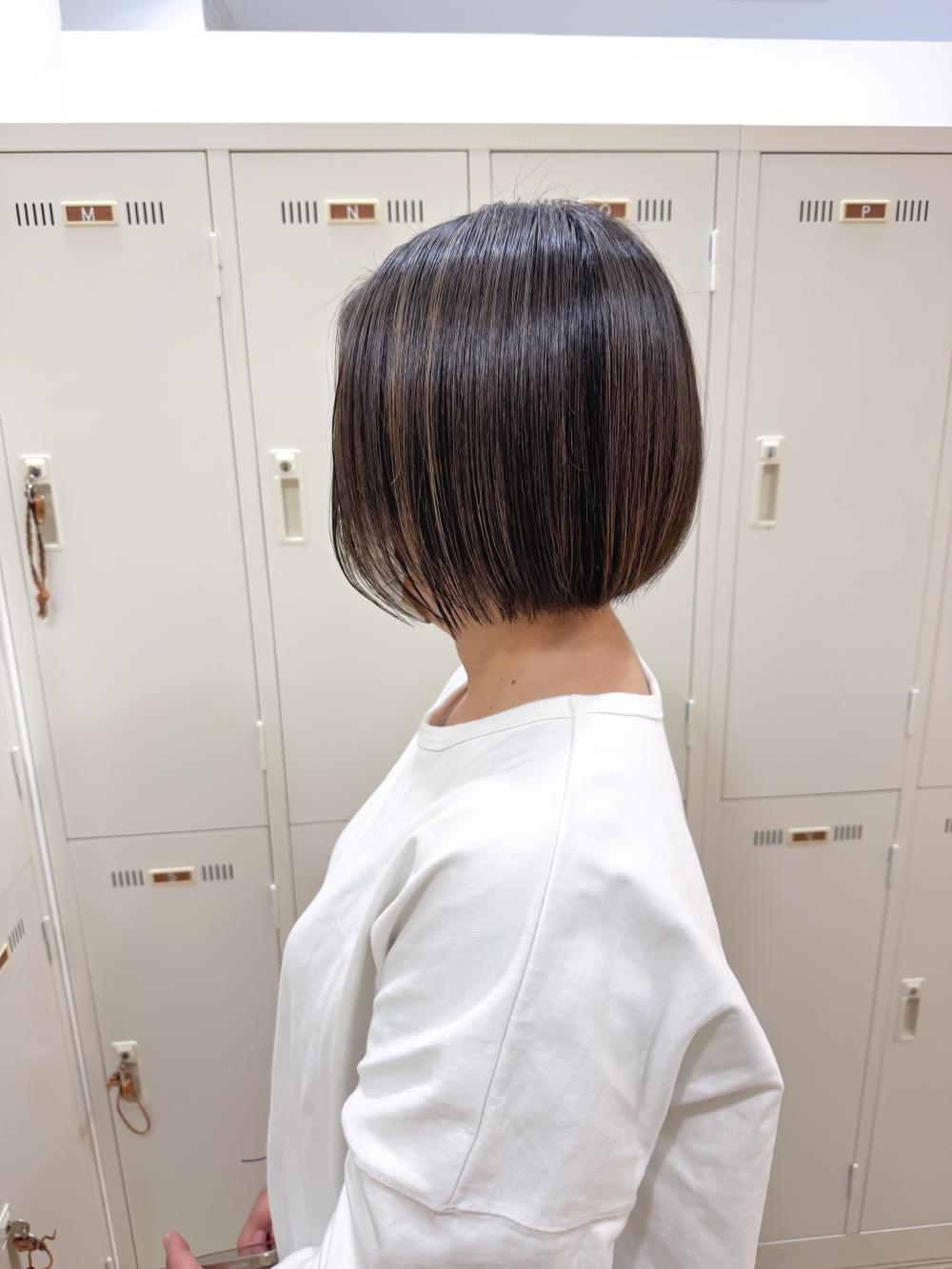 脱白髪染　ハイライト