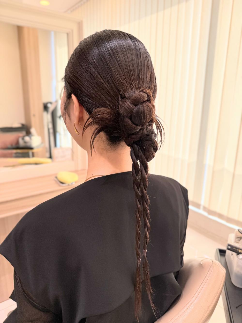 【結婚式、お呼ばれヘア】カチモリヘア｜サブ写真②