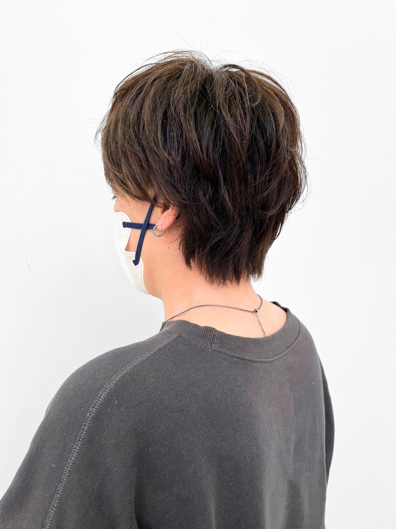 ショートヘア　レディース