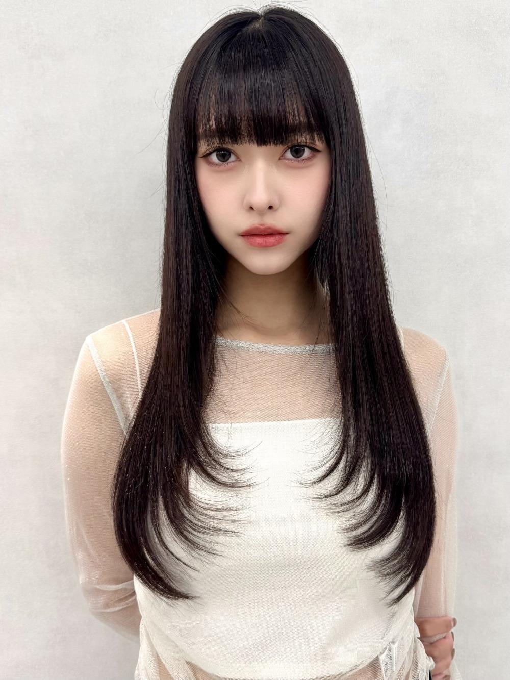 顔まわりレイヤーで小顔見せ◎大人可愛い王道ミディ