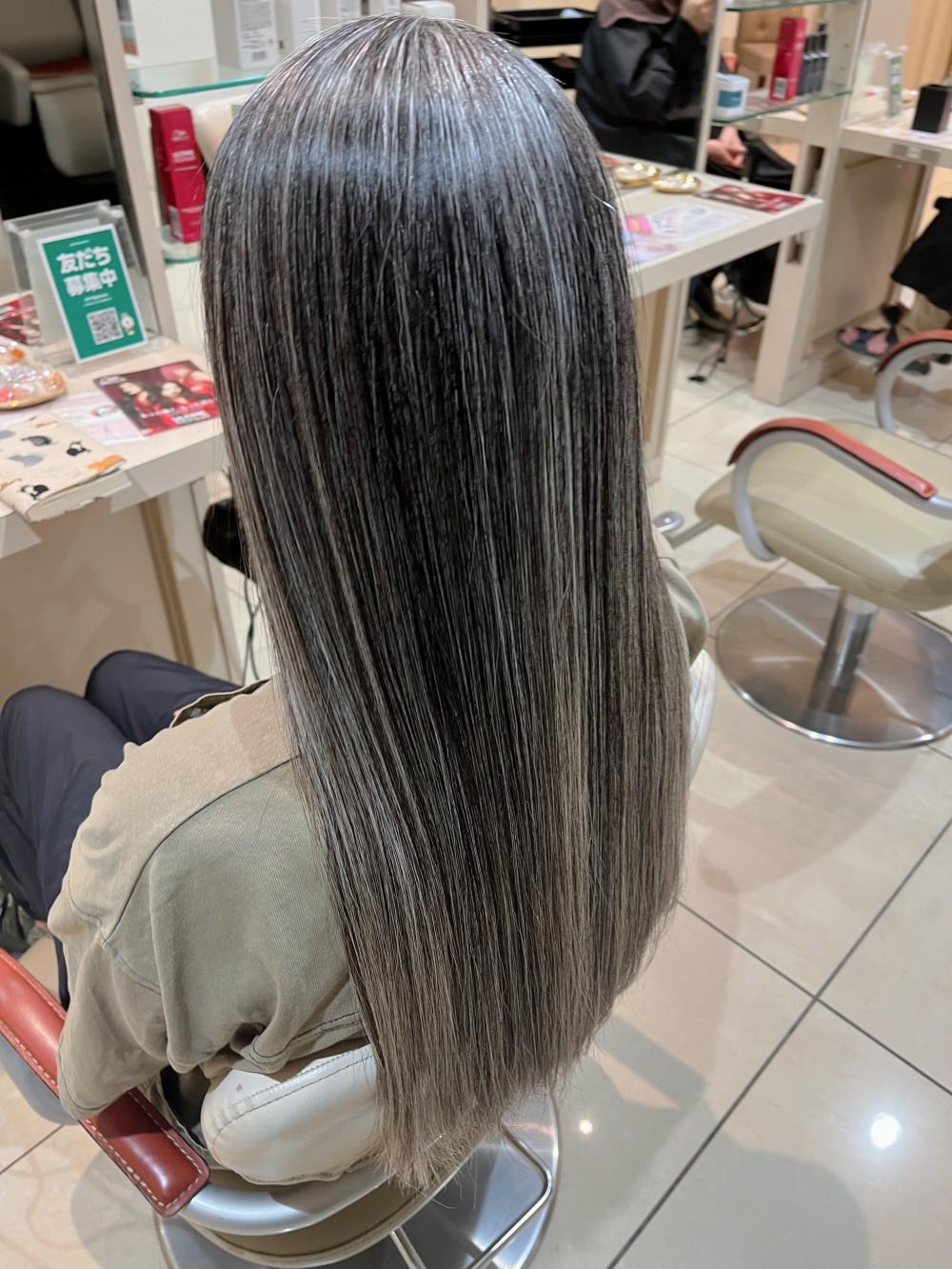 年齢とともに変わる髪に。自然で上品な美髪縮毛矯正｜サブ写真②