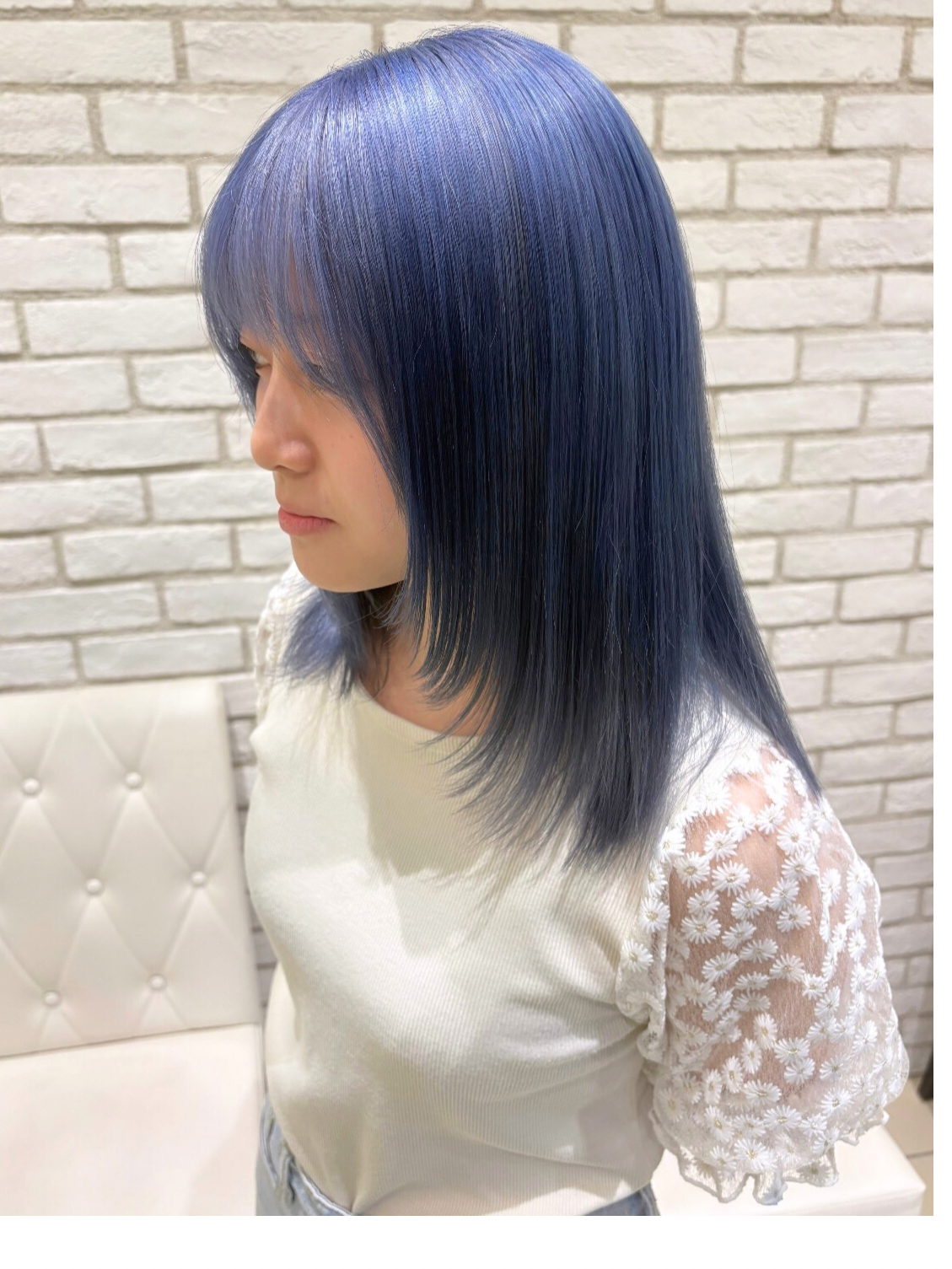 ペールブルー