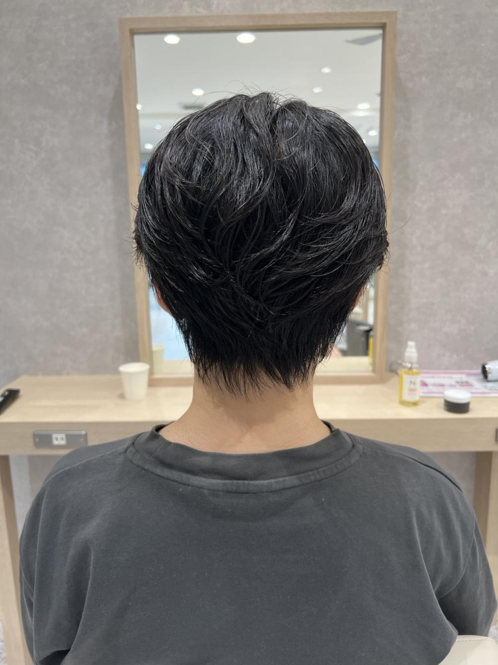 センター分け×フェザーパーマ｜サブ写真③