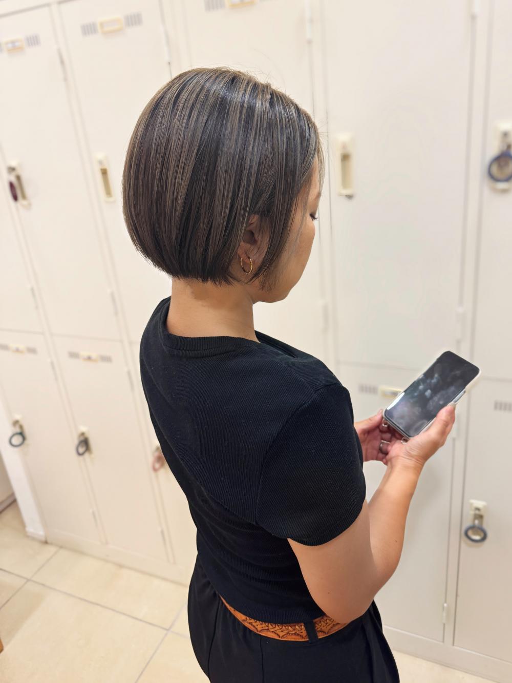 アンブレラデザインカラーと耳掛けショート｜サブ写真②