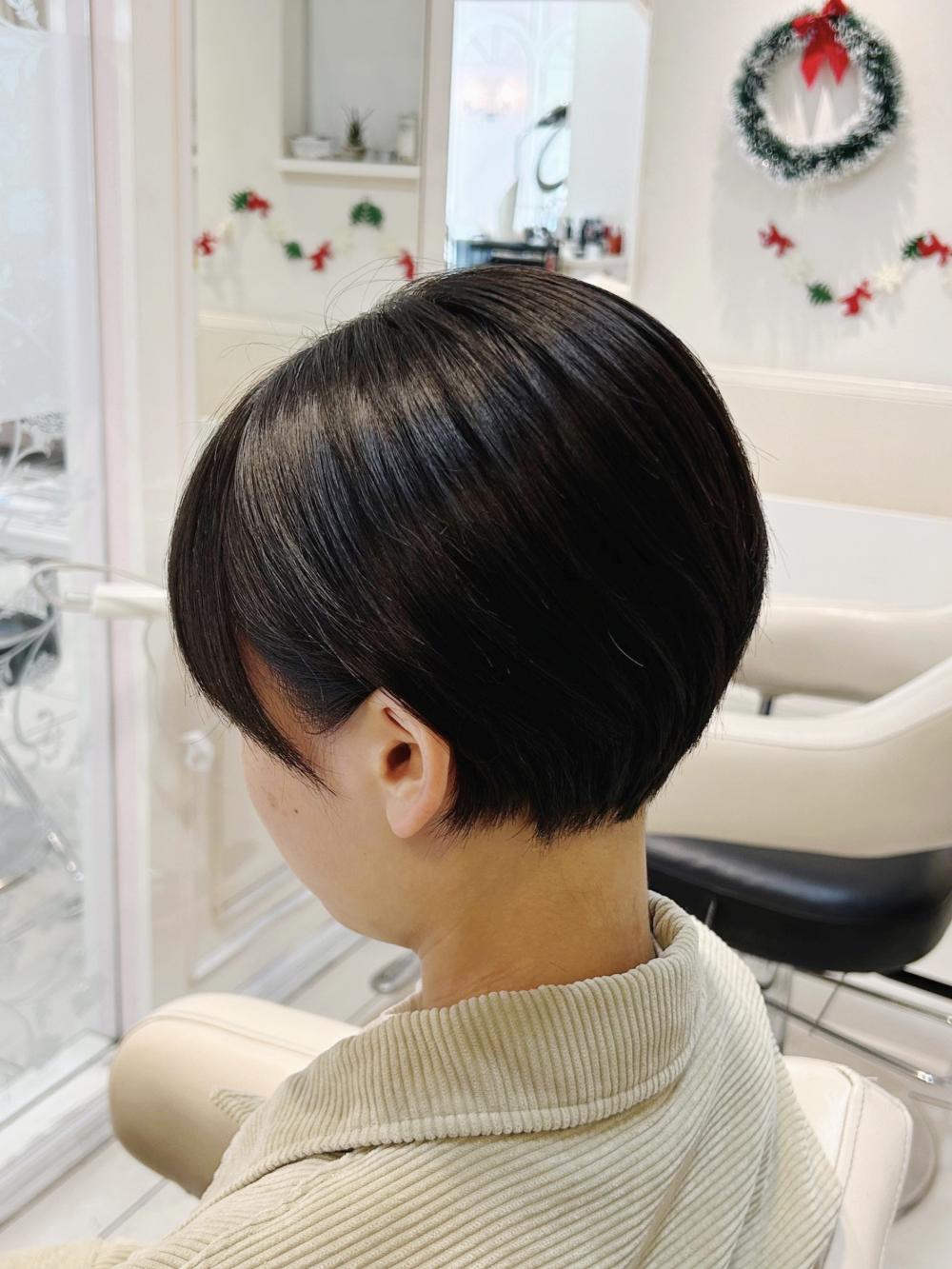 【大人可愛い】丸みショートで叶える好印象スタイル