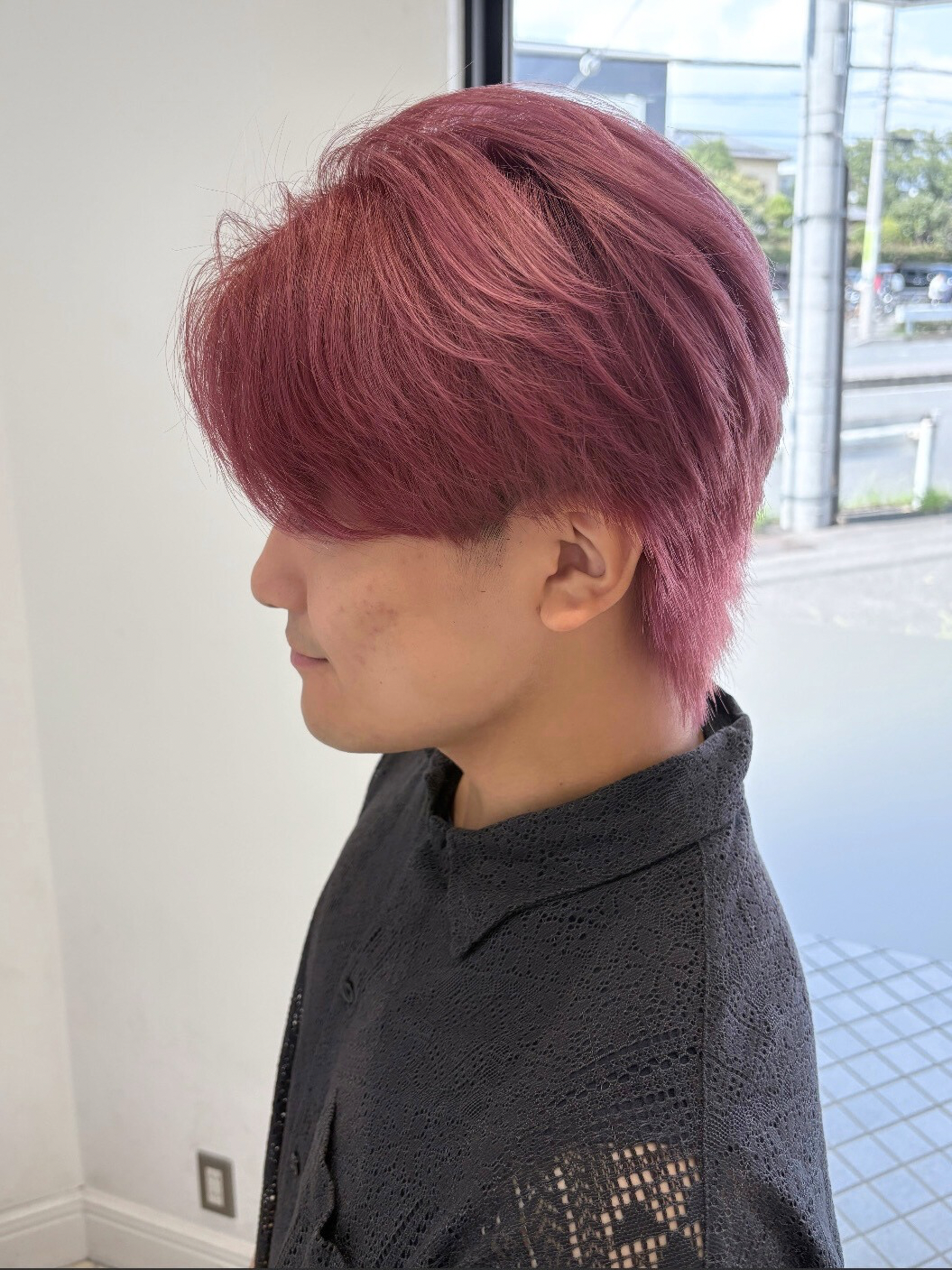 ピンクベージュ