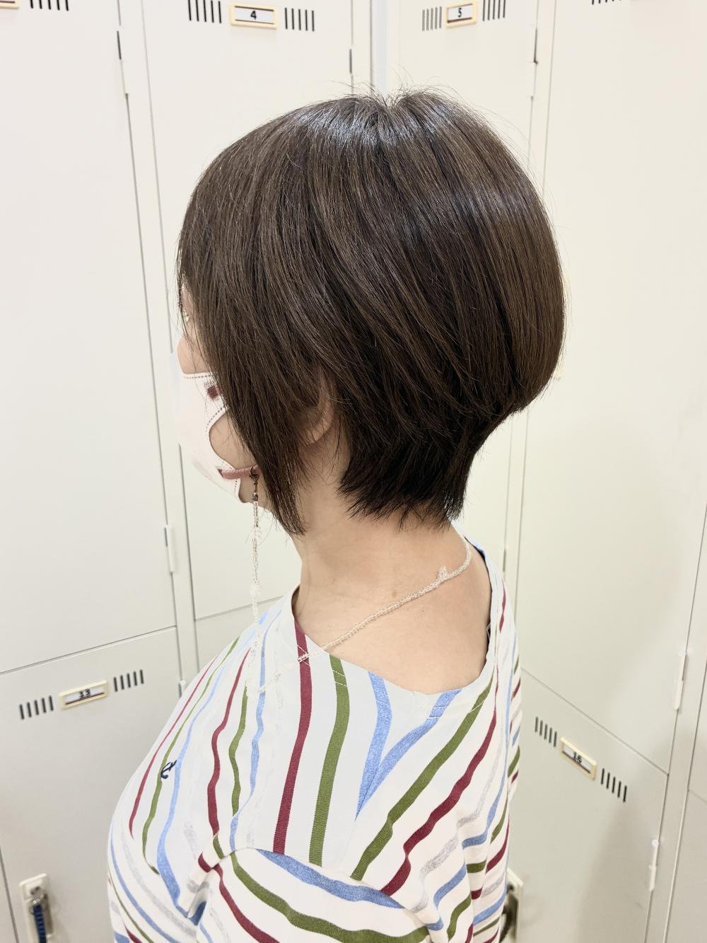 アシンメトリーショート｜サブ写真②