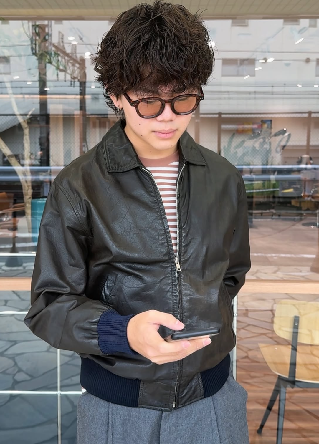 「抜け感×エアリー。モテるシャドウパーマ」