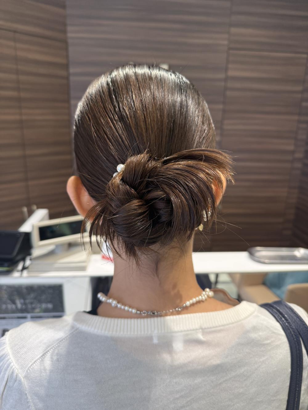 【結婚式、お呼ばれアレンジ】カチモリ風タイトヘア