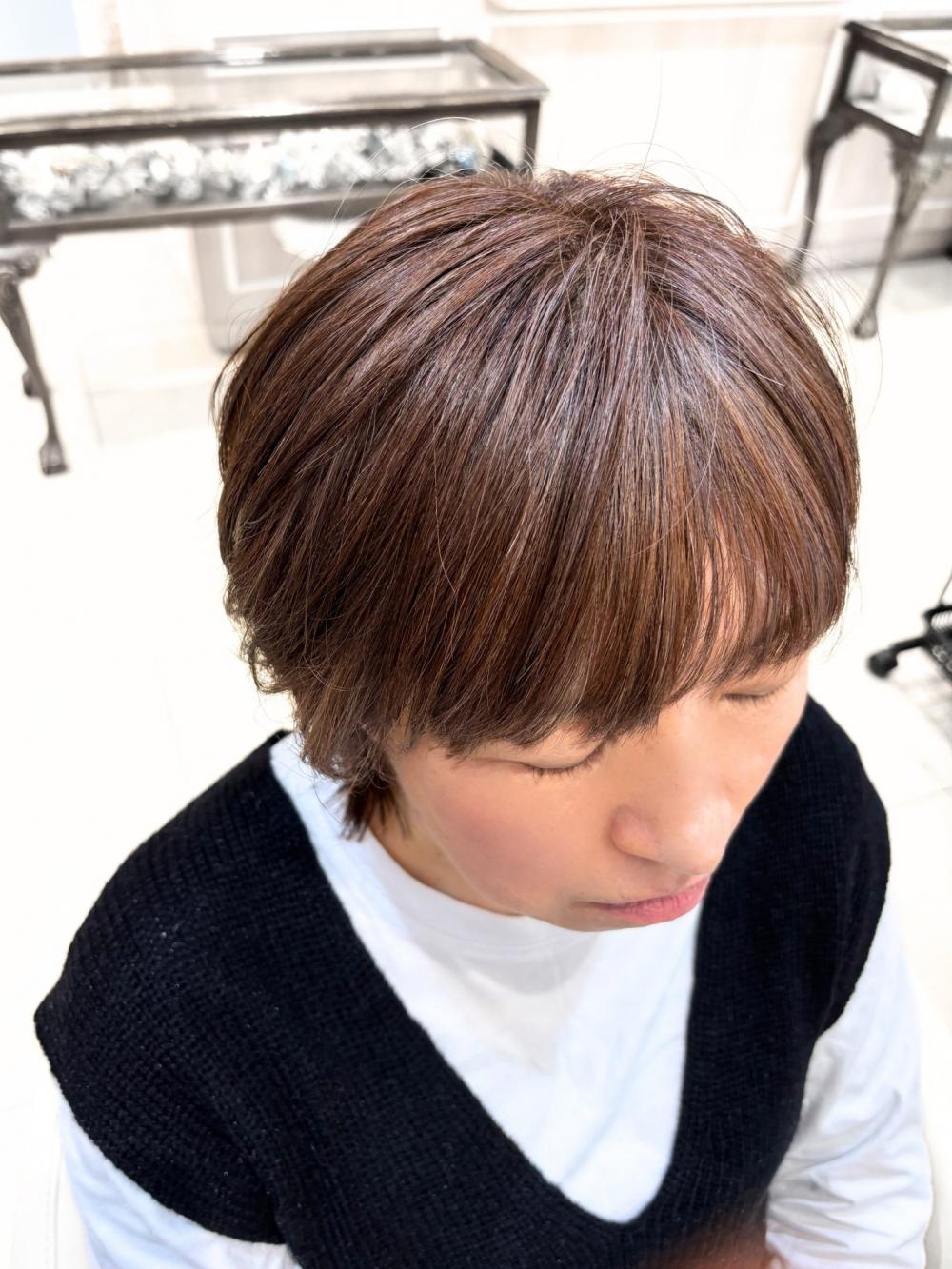 白髪ぼかしウルフショートカット！｜サブ写真②