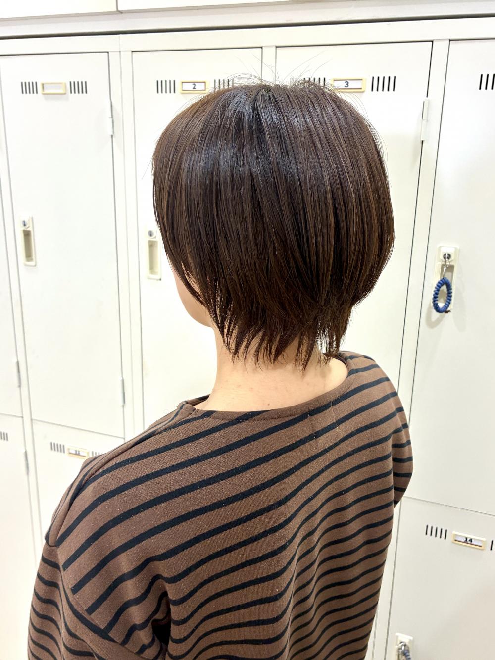 ショートヘア