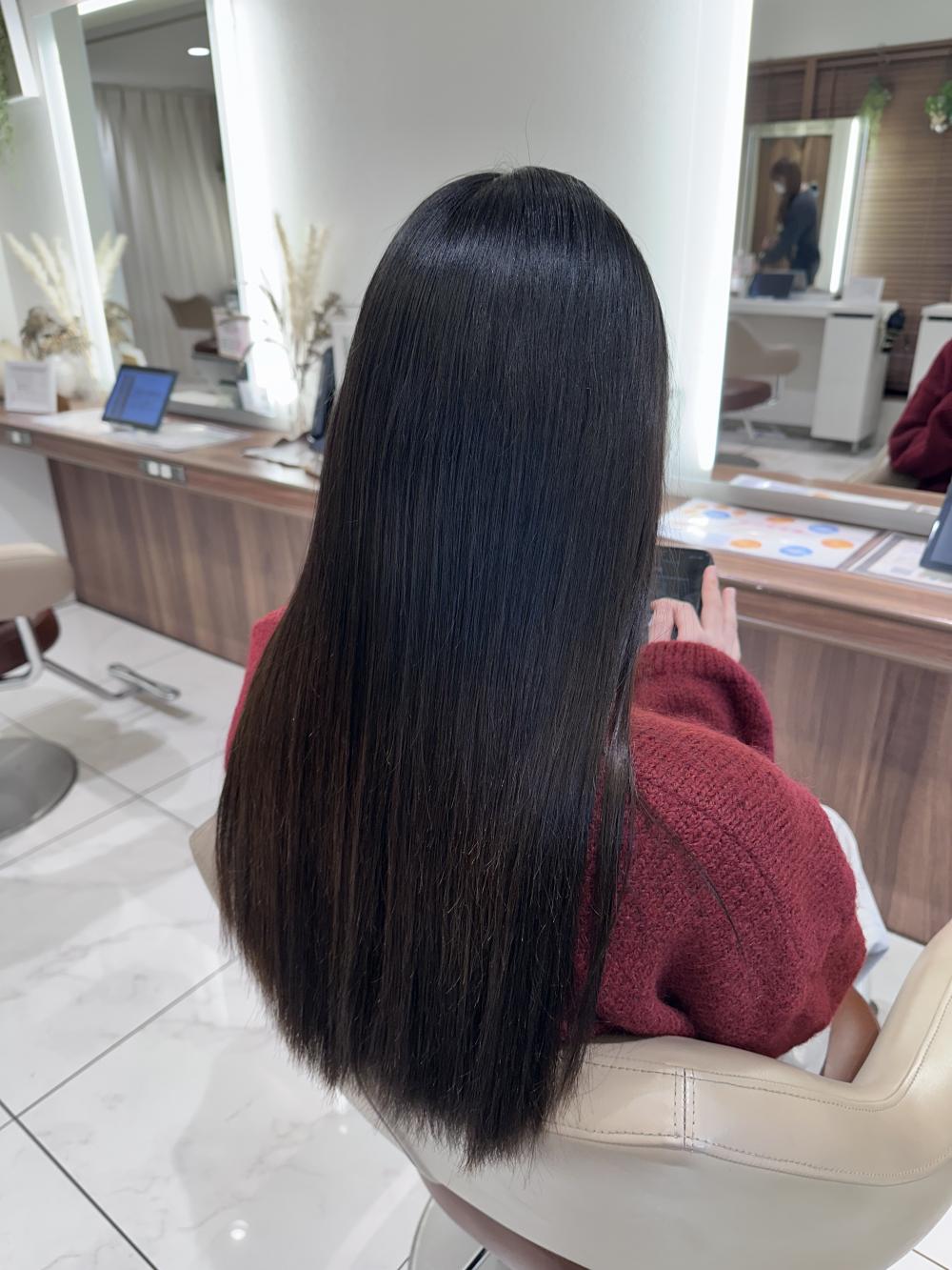 ブリーチ毛でも叶う自然な縮毛矯正｜サブ写真②