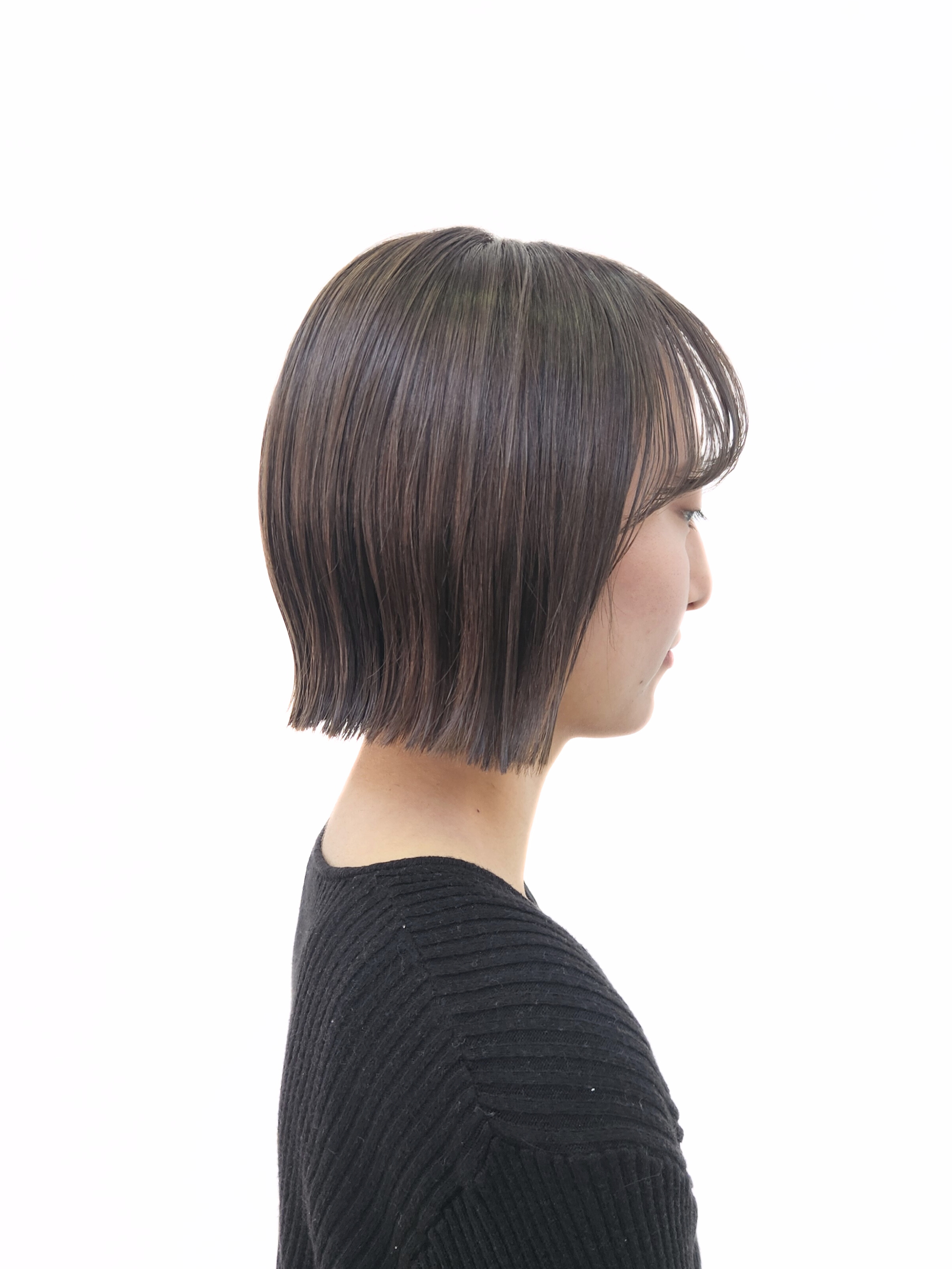 切りっぱなしボブ/ココアグレージュカラー｜サブ写真③
