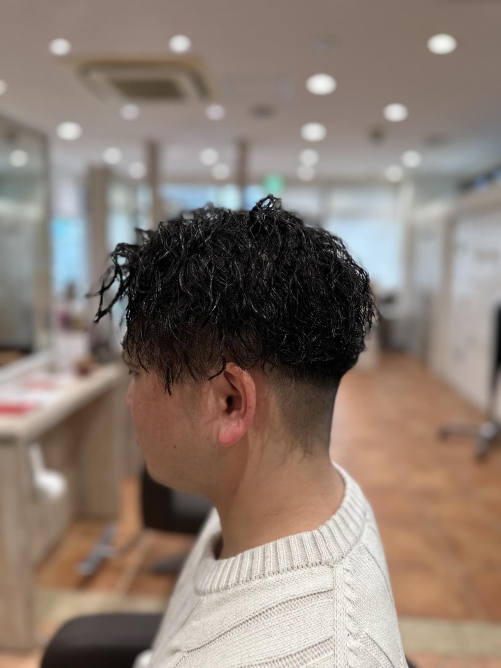 黒髪ツイストスパイラル｜サブ写真②