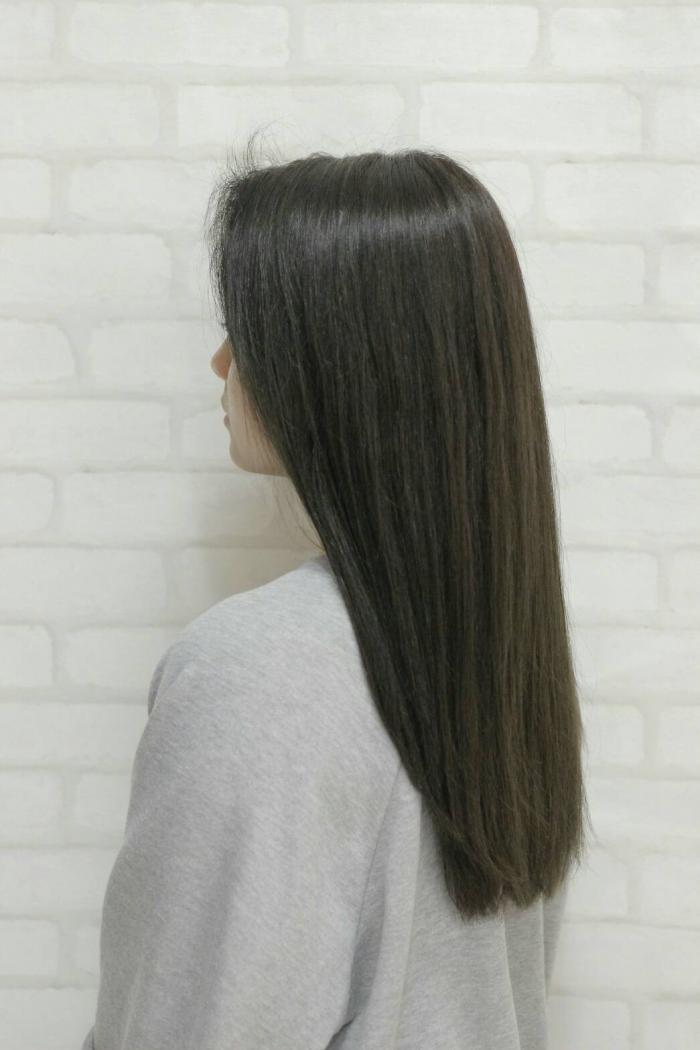 ナチュラルストレートロング
